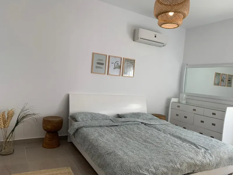 C02-F04 Beachtown 2 Bedroom Apartment, photo 8