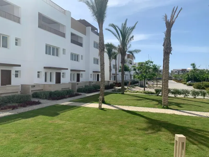 C02-G04 Beachtown 2 Bedroom Apartment, photo 8