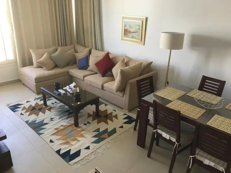 C02-S04 Beachtown 2 Bedroom Apartment