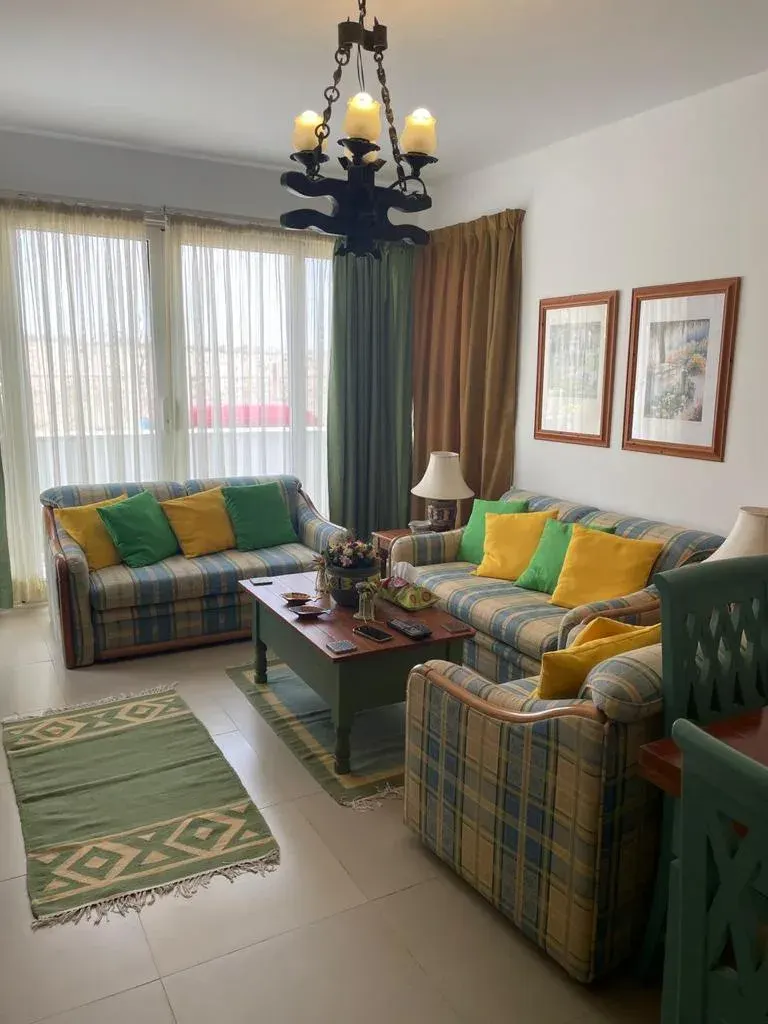 C08-G01 Beachtown 2 Bedroom Apartment