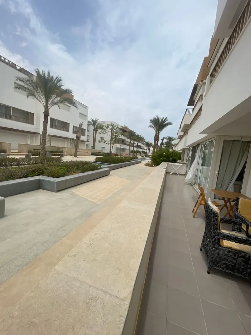 D02-G08 Beachtown 2 Bedroom + Maid's Room Apartment, photo 3