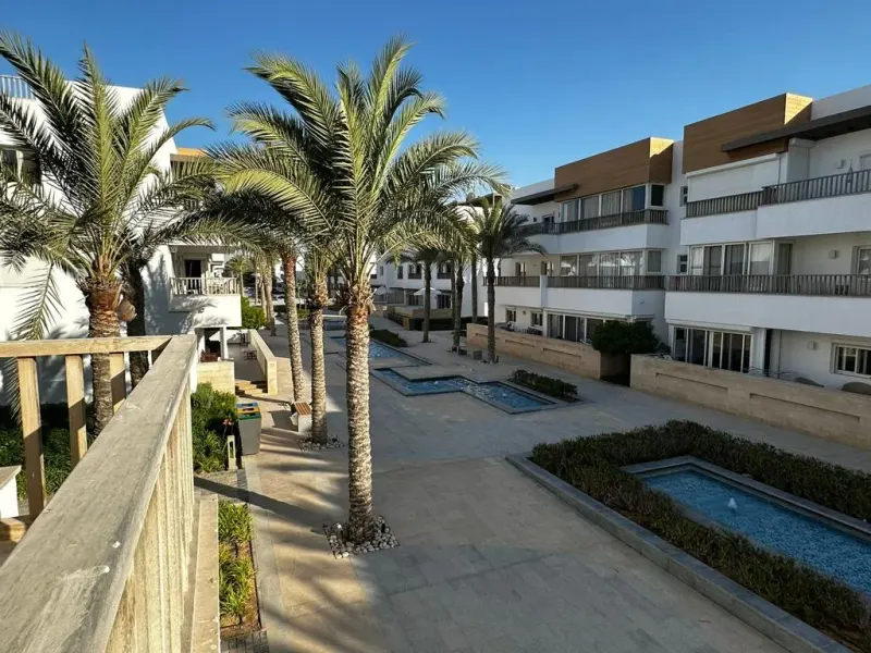 D08-F02 Beachtown 2 Bedroom Apartment, photo 2