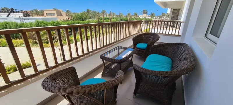 E01-F03 Beachtown 2 Bedroom Apartment, photo 5