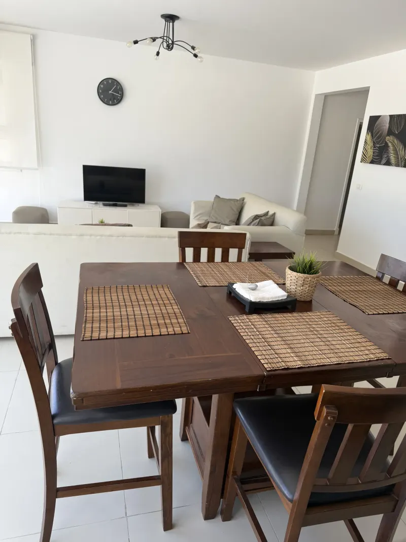 E02-G05 Beachtown 2 Bedroom + Maid's Room Apartment, photo 6