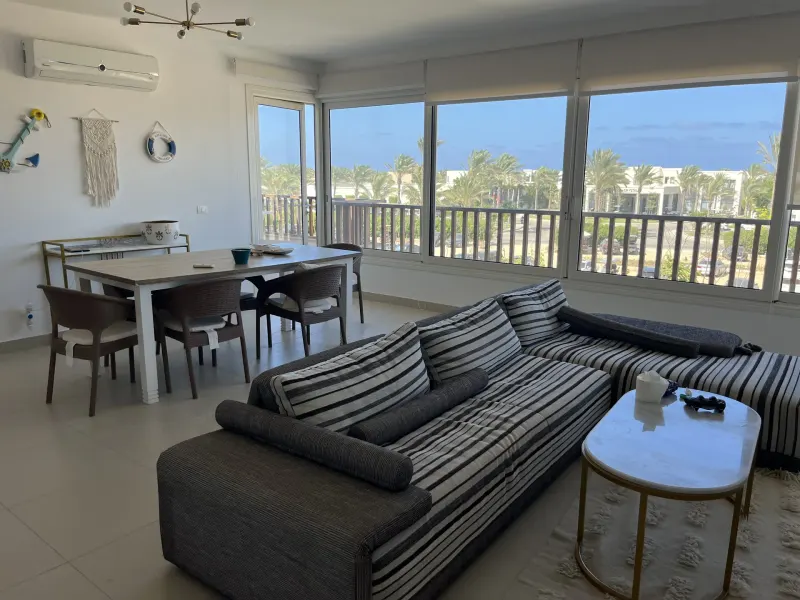 E02-S05 Beachtown 2 Bedroom + Maid's Room Apartment
