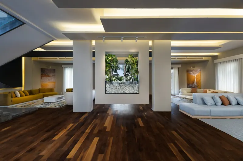 Round Tower and Long Mosaic Pool — 5-Bedroom Villa, Sheikh Zayed, photo 2