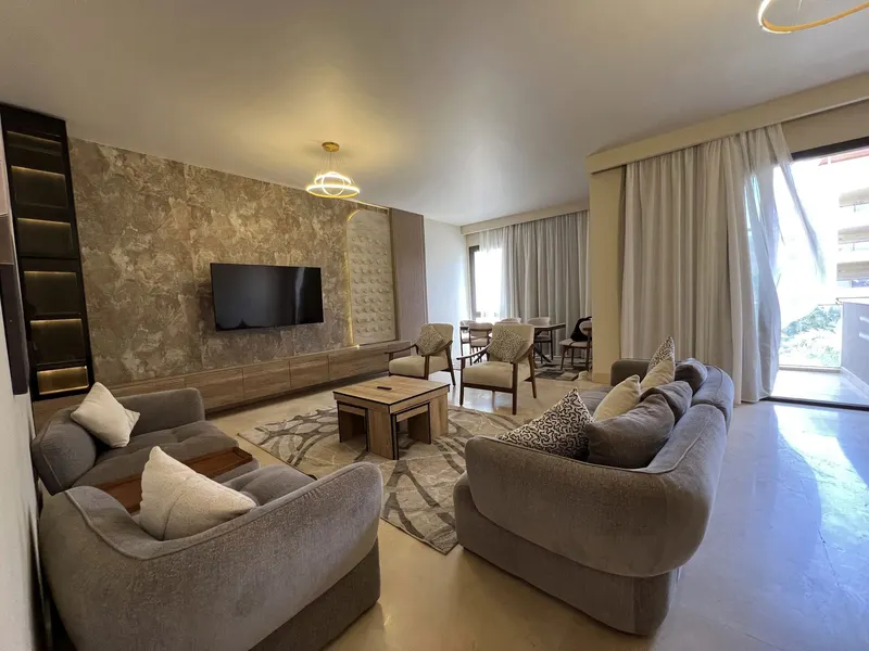 The Stone Wall Residence — 3-Bedroom Apartment, Sheikh Zayed