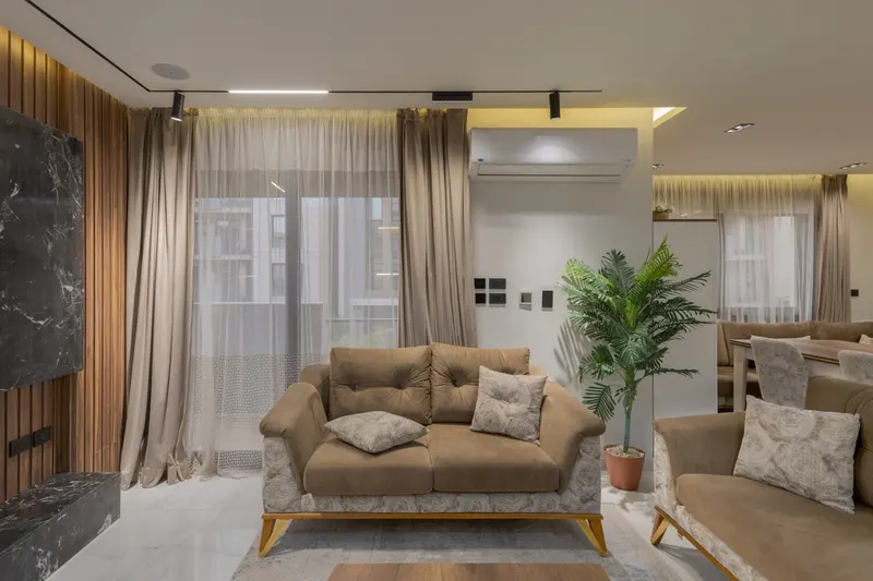 Black Marble and Slatted Oak Lounge — 2-Bedroom Apartment, New Cairo, photo 3
