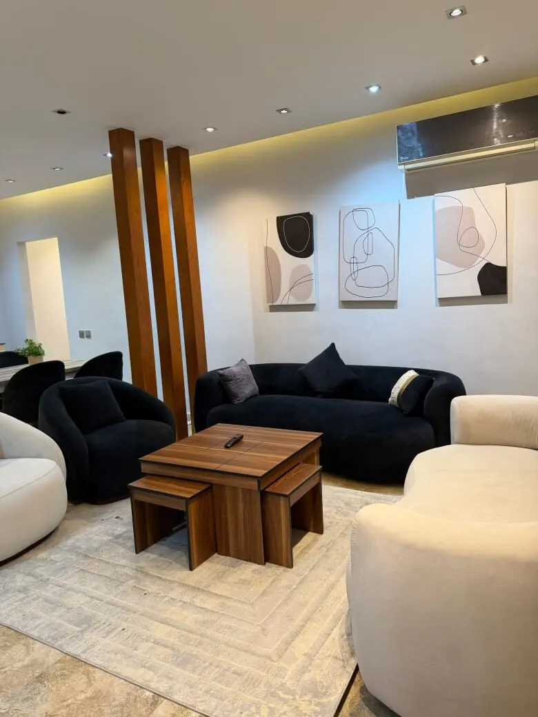 Timber & Velvet Home — 2-Bedroom Apartment, Sheikh Zayed, photo 2