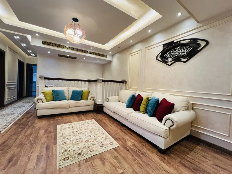 Canopied Gazebo on the Lawn — 3-Bedroom Duplex, New Cairo, photo 4