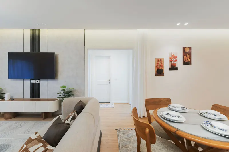 Glass-Door Bedrooms on the Lawn — 2-Bedroom Apartment, New Cairo, photo 4