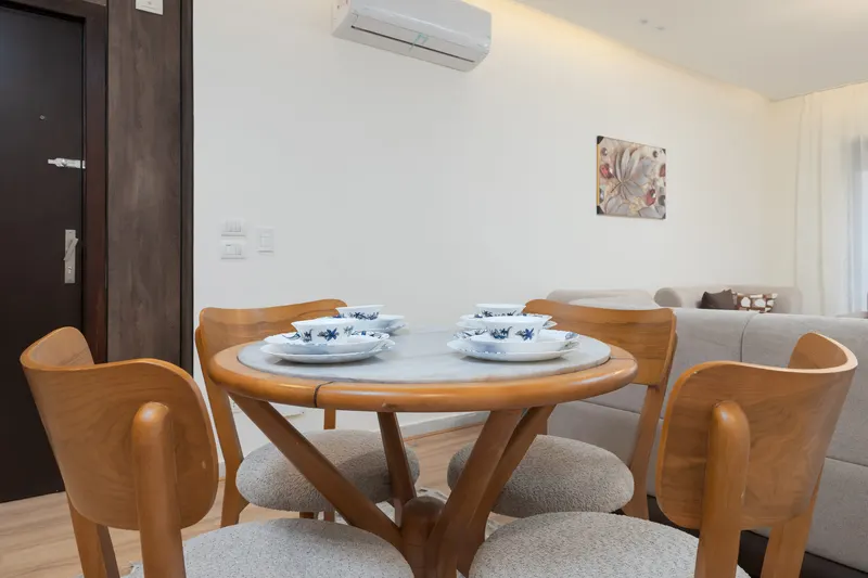 Glass-Door Bedrooms on the Lawn — 2-Bedroom Apartment, New Cairo, photo 6