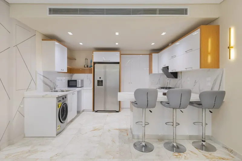 Garden Terrace with Outdoor Counter — 2-Bedroom Apartment, New Cairo, photo 7