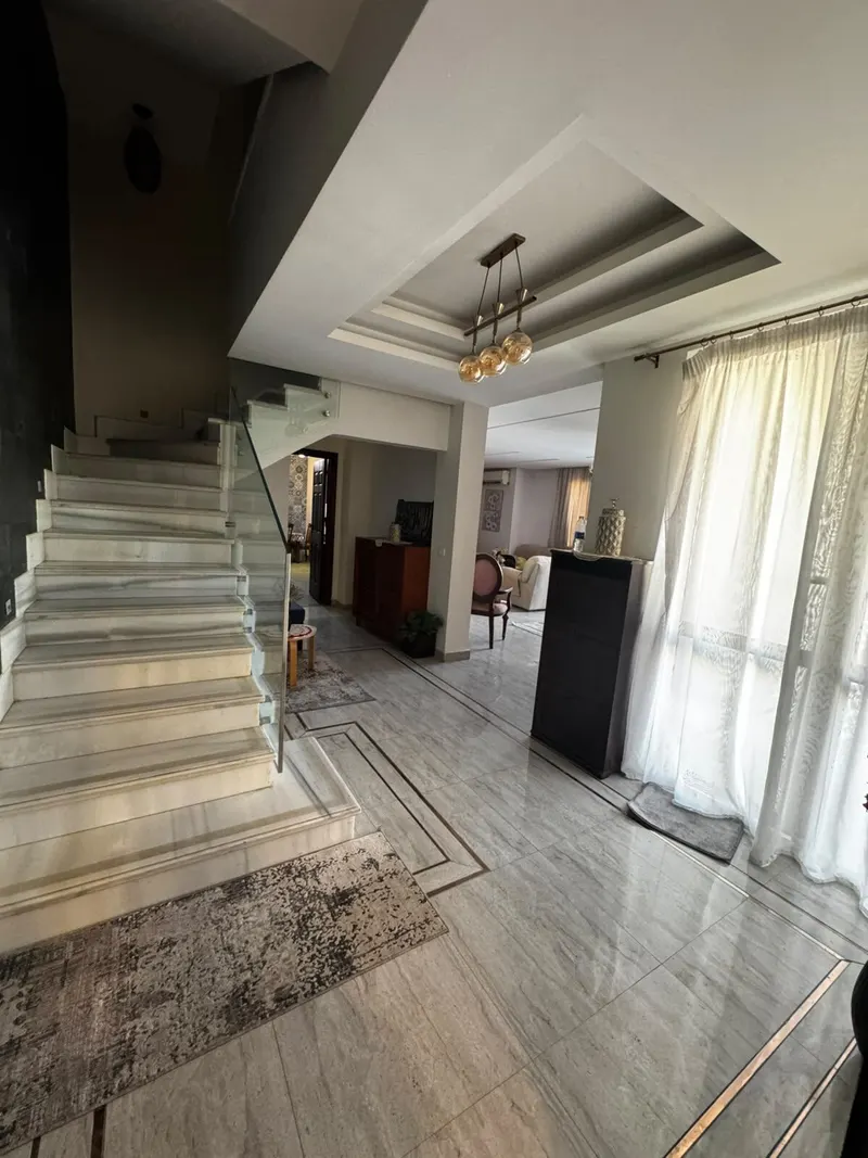 Patterned Tiles and Roof Terrace — 3-Bedroom Triplex, New Cairo, photo 7
