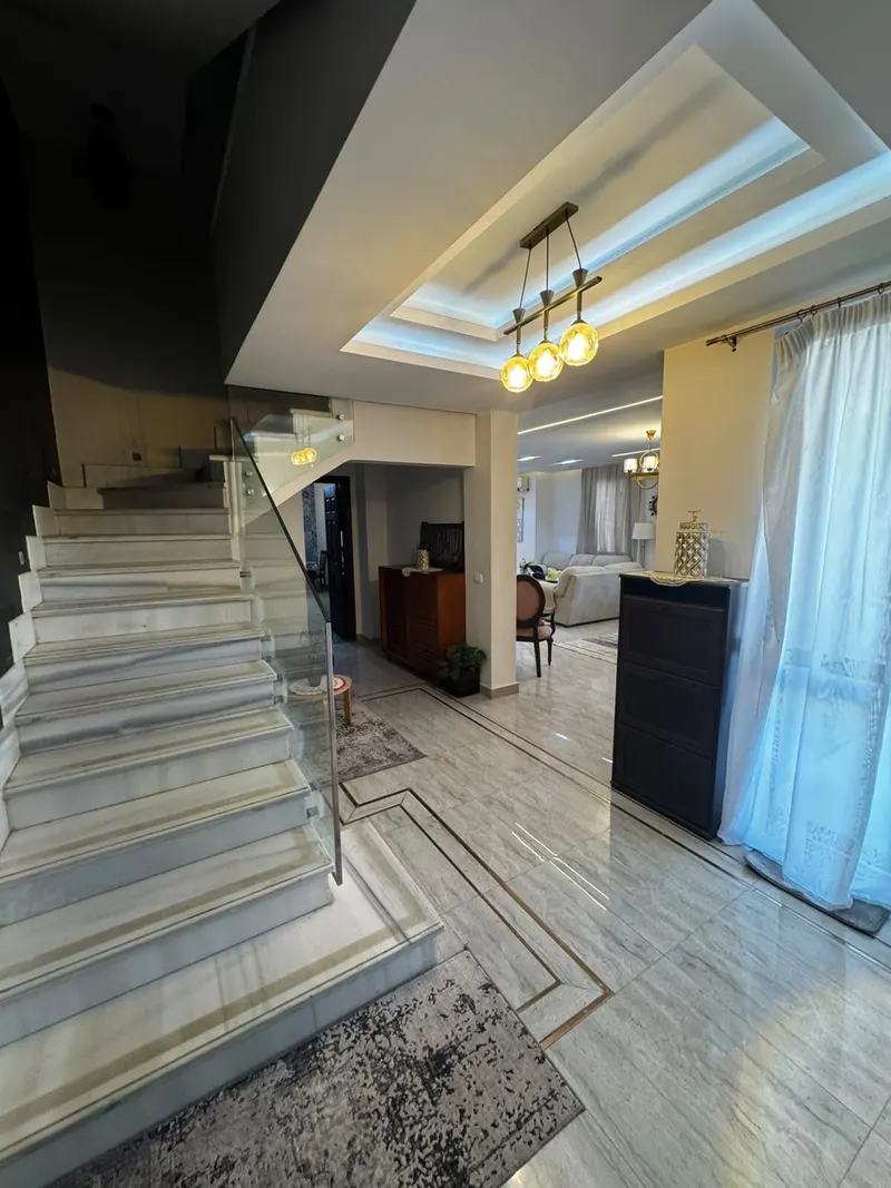 Patterned Tiles and Roof Terrace — 3-Bedroom Triplex, New Cairo, photo 8