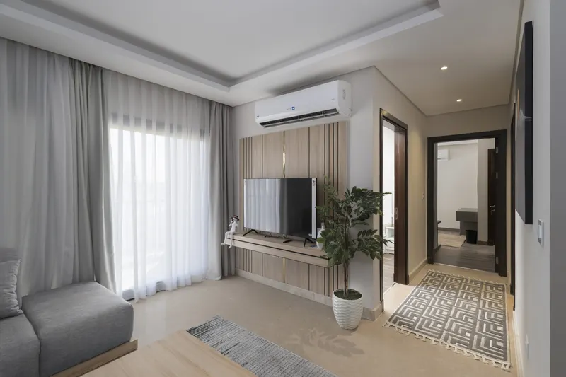 White Stallion Living Room — 2-Bedroom Apartment, Sheikh Zayed, photo 3