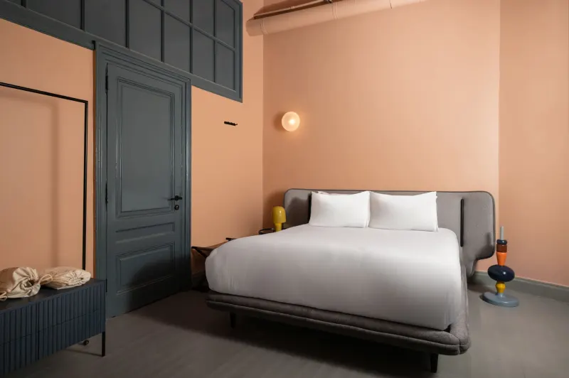 One Bedroom Apartment City View King bed In The Center OF Downtown Cairo — photo 5