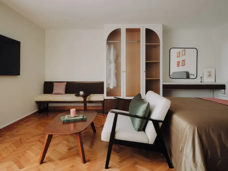Spacious Suite In a Boutique Hotel With Breakfast — photo 2
