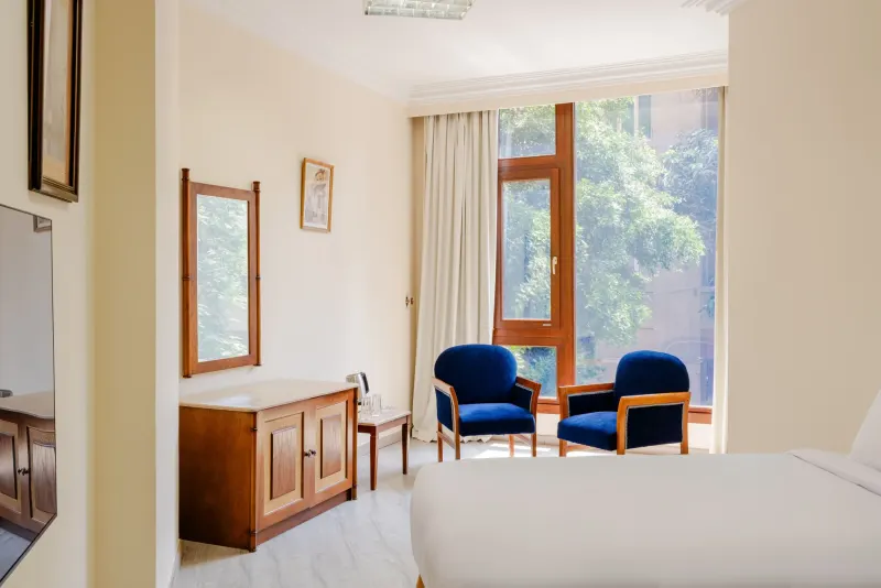 Standard Room Twin Bed City View