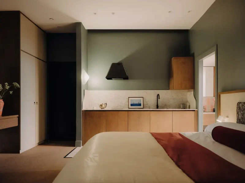 Suite With Balcony In a Boutique Hotel With Breakfast — photo 6