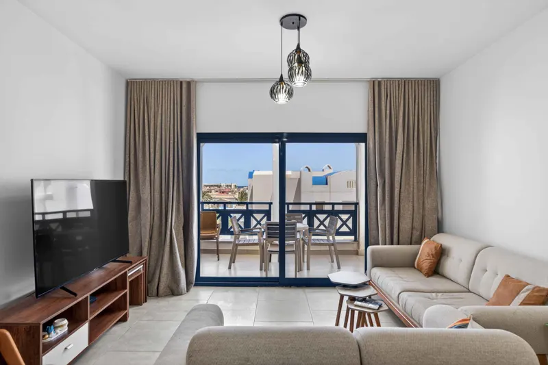 Elegant 2BDR GREEK · Marassi — photo 5
