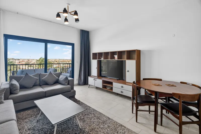 Elegant 3BDR · Greek