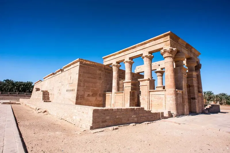 2 Nights Luxor- Desert- Luxor — 4