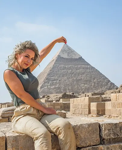Pyramid Tour