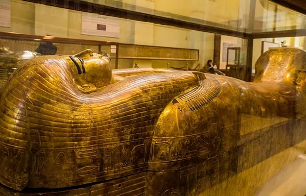 Lunch & Egyptian Museum — 3