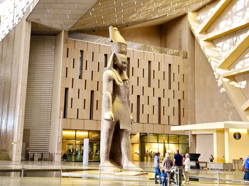 Cairo: Grand Egyptian Museum, Pyramids, Sphinx Tour & Lunch