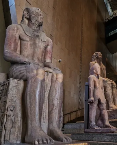 Expert Egyptologist Guide