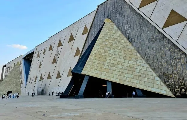Explore the Grand Egyptian Museum — 1