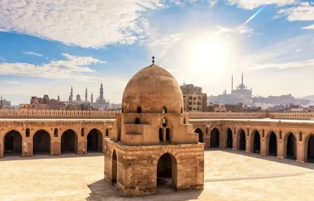 Ibn Tulun Mosque – A Journey Back in Time — 1