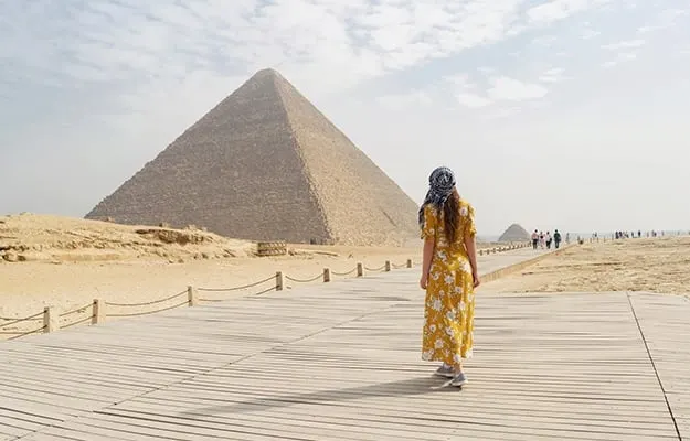 Cairo Highlights – Pyramids, Museum & Bazaar — 1