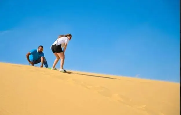 Desert Adventure & Sandboarding — 3