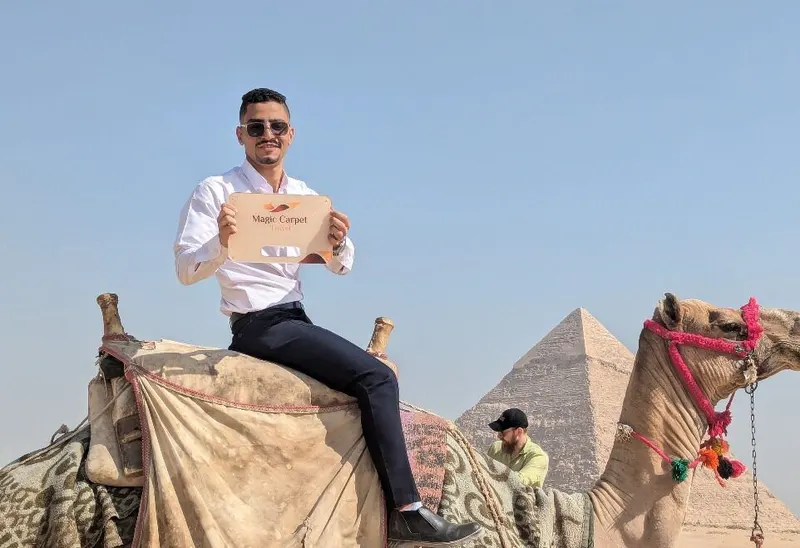 Day Tour to Cairo Highlights From Alexandria