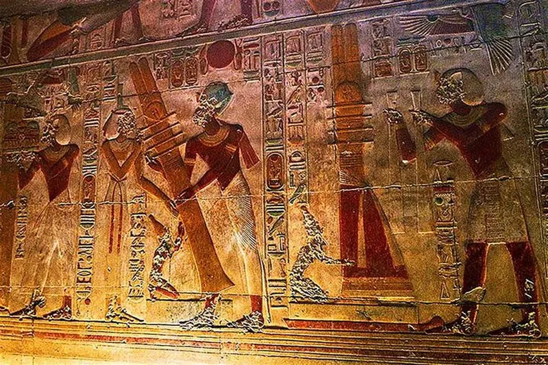 Private Day Trip to Dendera and Abydos Temples from Luxor — 3