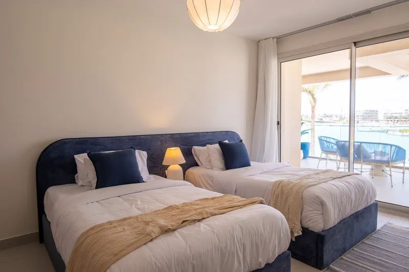 Marassi 3BDR - White & Blues