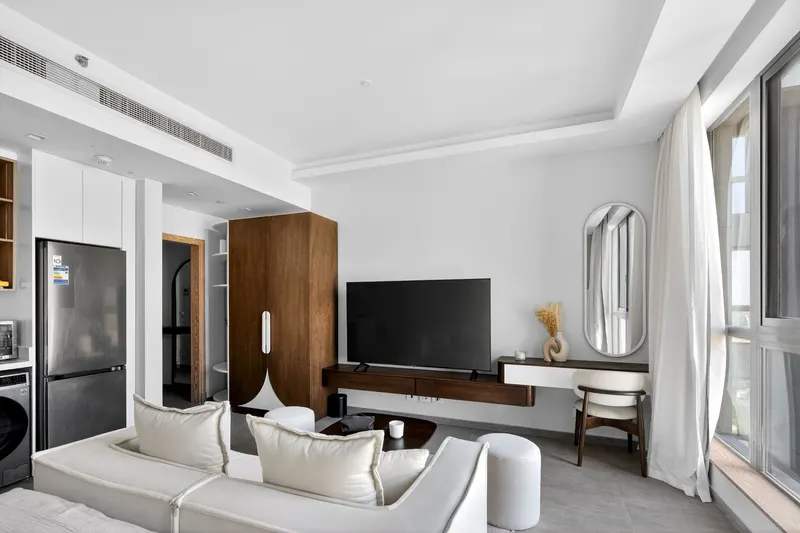 AEON Towers - Studio Apartment