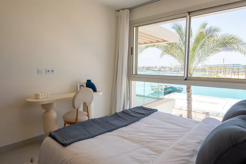Marassi 3BDR - White & Blues