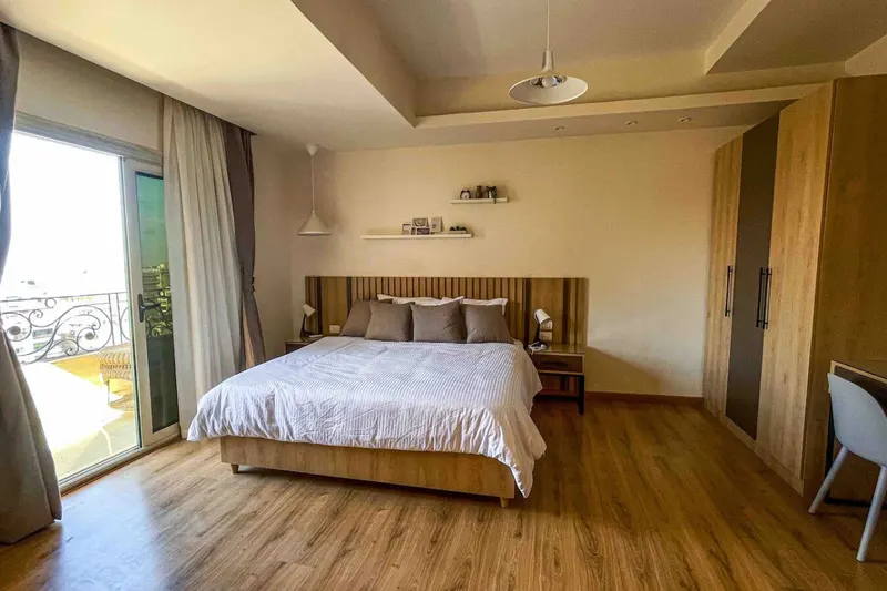 Nasr City 1-Bedroom on Makram Ebeid with Gallery Wall, photo 2