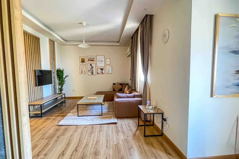 Nasr City 1-Bedroom on Makram Ebeid with Gallery Wall, photo 7