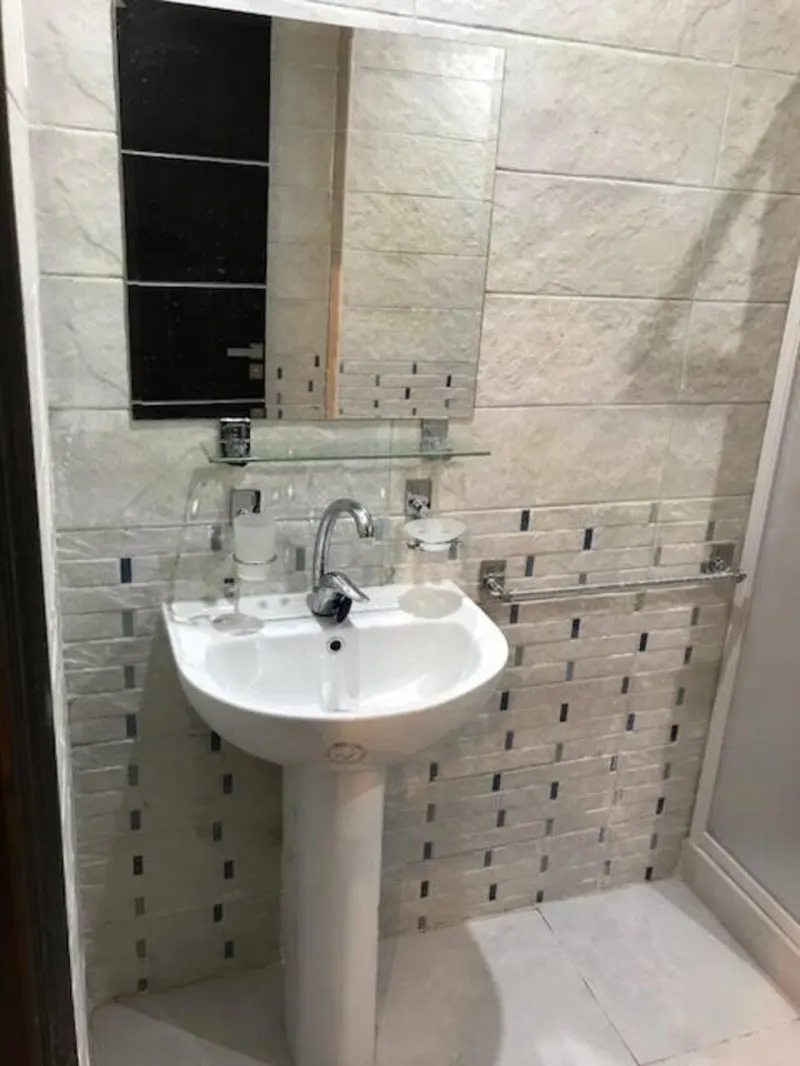 Nasr City 1-Bedroom off Abbas El Akkad with Twin Beds, photo 7
