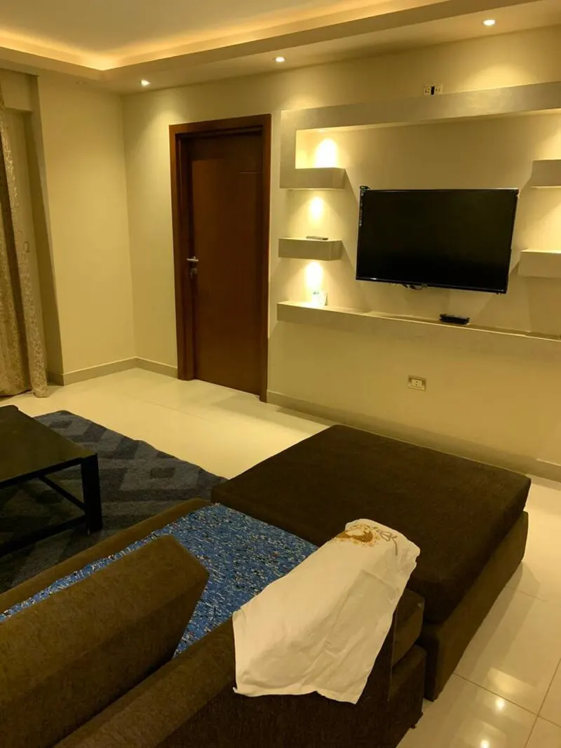 Spacious Nasr City 2-Bedroom with Six-Seat Dining Table, photo 5