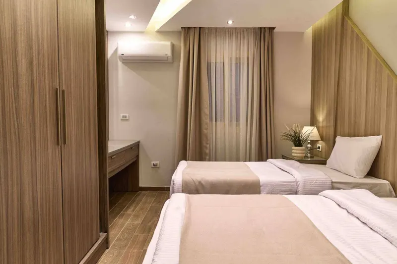 Nasr City 2-Bedroom with Green-Accent Living Room and Bar, photo 8