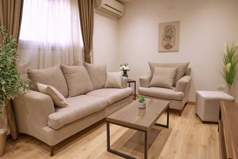 Nasr City 2-Bedroom with Calligraphy Art and Wood-Slat Wall, photo 4