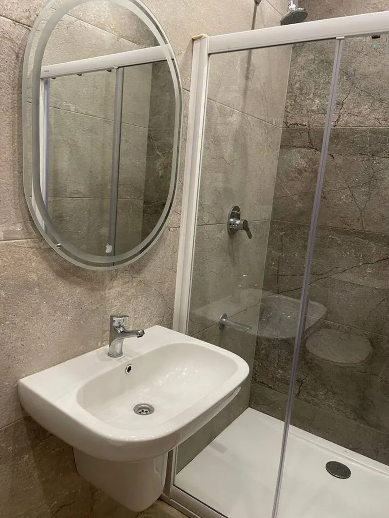 2-Bedroom, 2-Bath near City Stars with Washer and Dining, photo 8