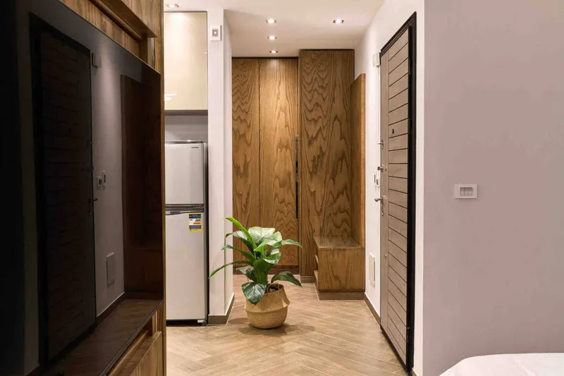 Spacious Nasr City Studio with Herringbone Floors, Abbas El Akkad, photo 5