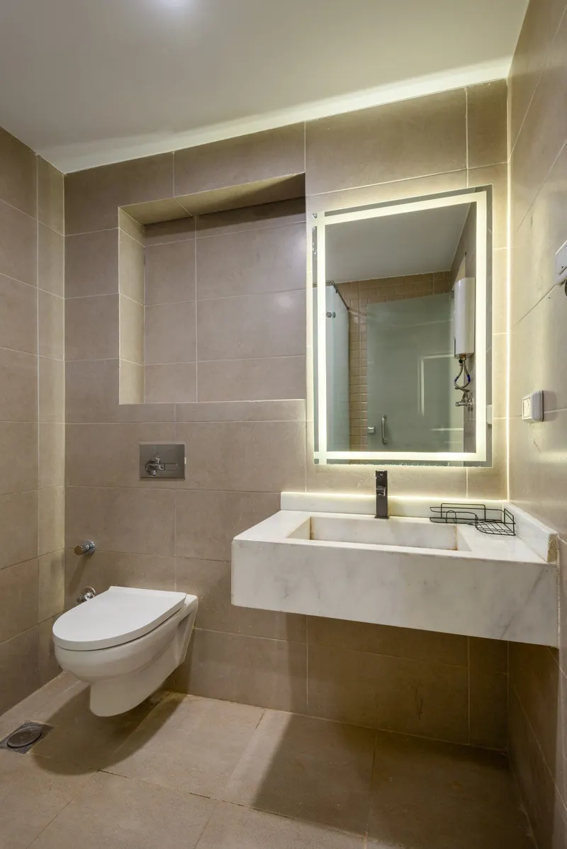 Heliopolis Airport Double Room with Matisse Prints, Lower Floor, photo 7