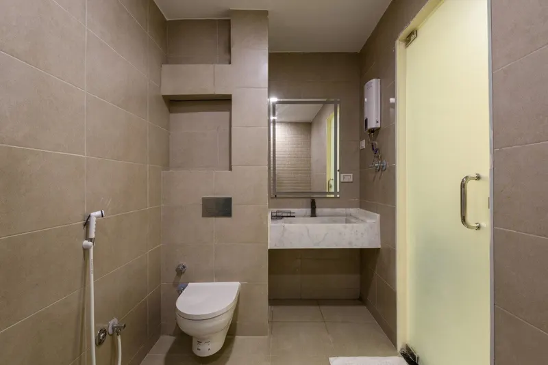 Heliopolis Airport Double Room with Seating Alcove, Lower Floor, photo 8